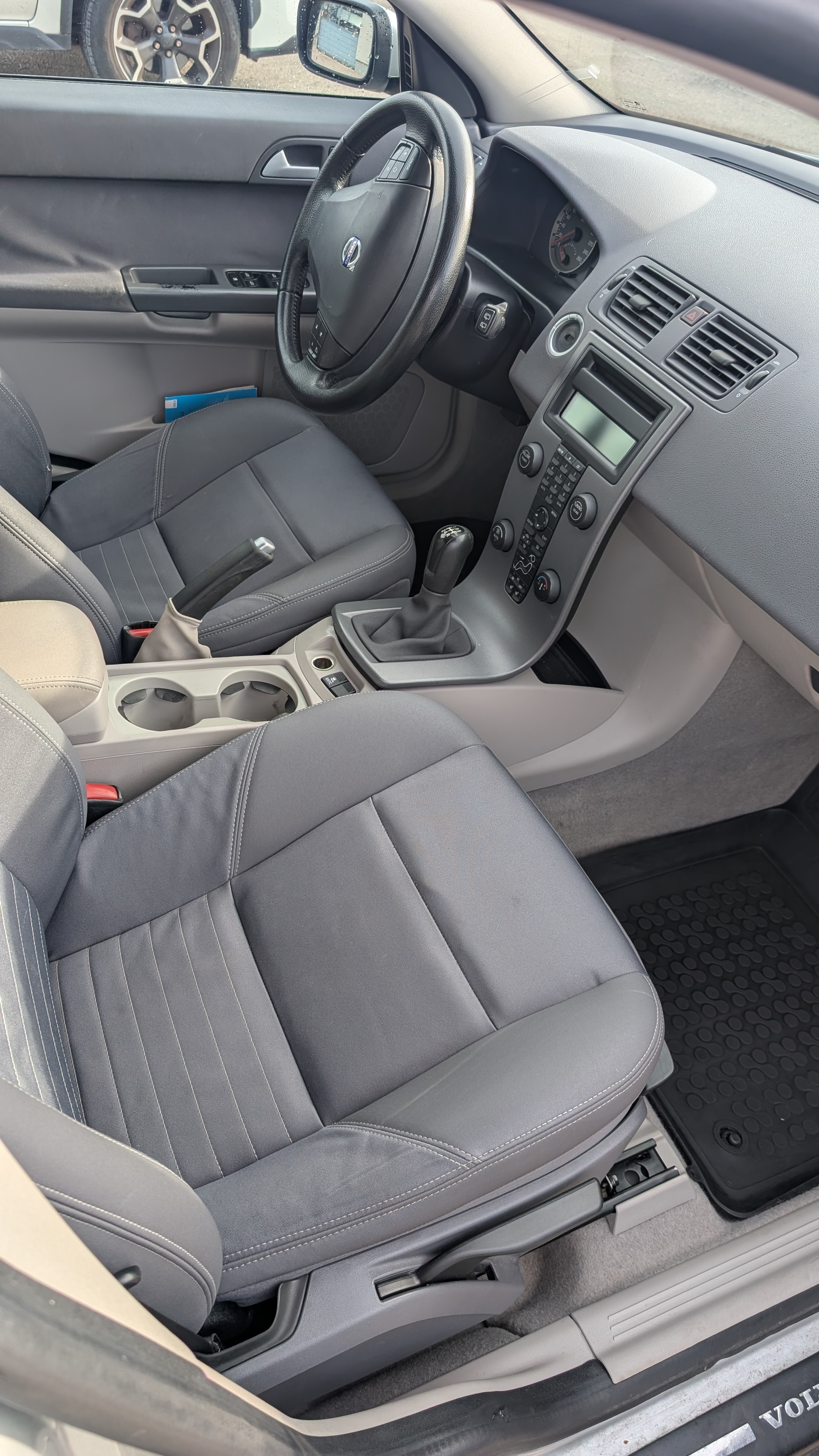 Volvo V50 2.4 2005, kuva 7/9