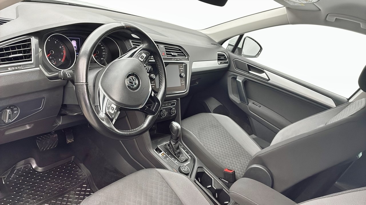 Volkswagen Tiguan 2.0 TSI 2020, kuva 7/10