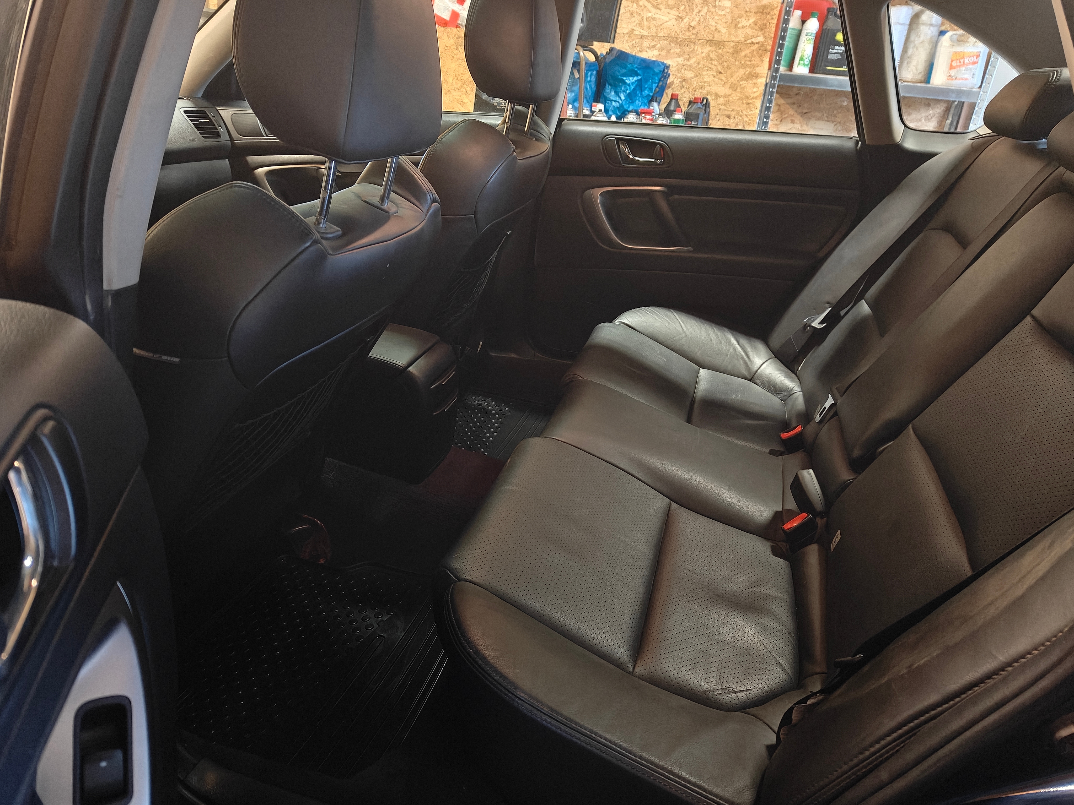 Subaru Legacy 3.0R 2005, bild 6/6