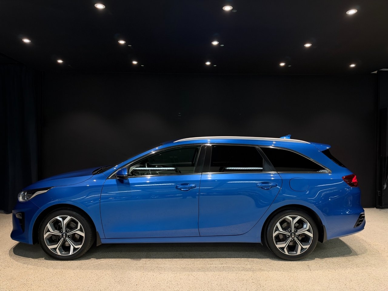 Kia Ceed 1.4 T-GDI 2020, bild 3/10