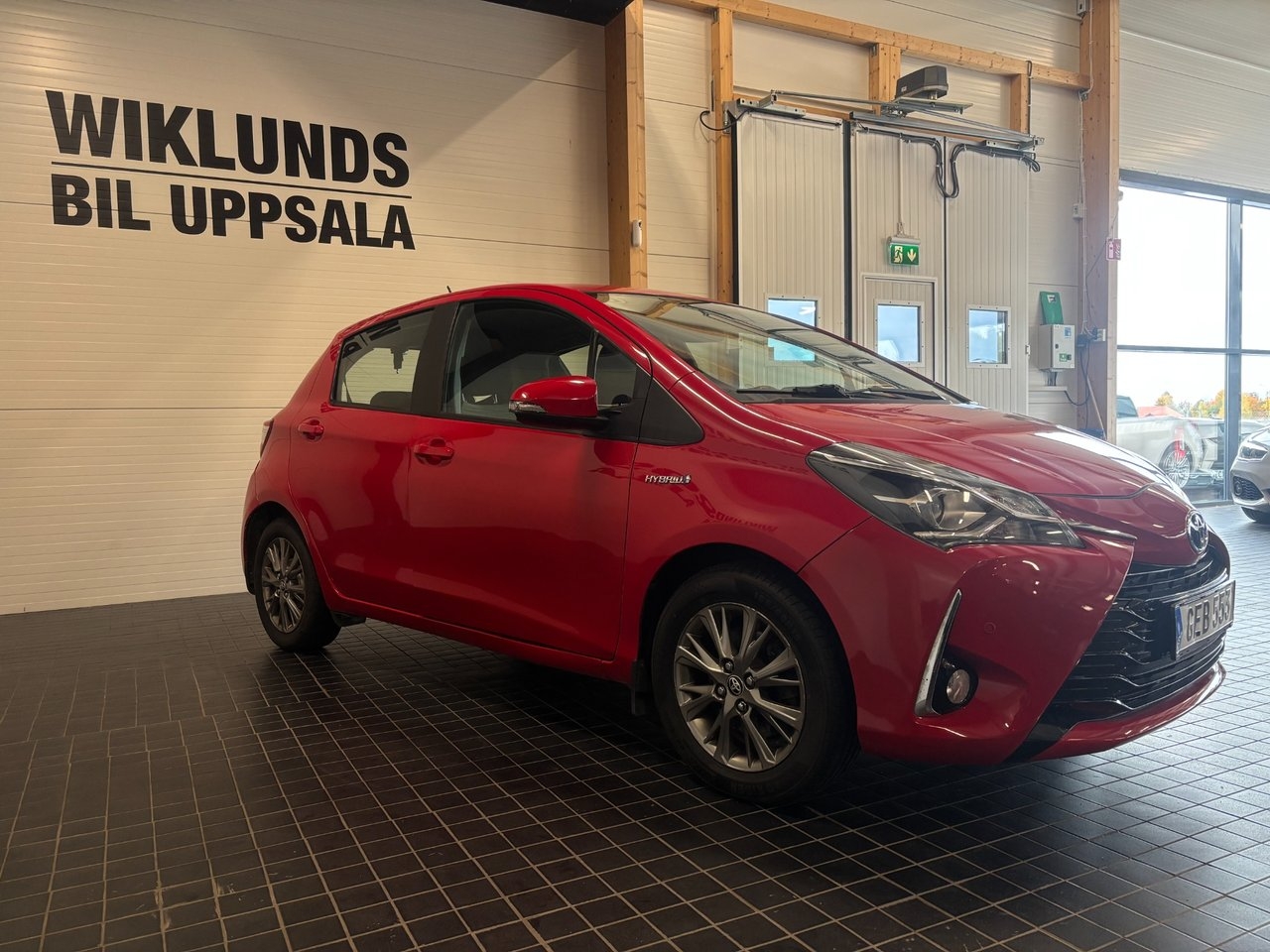 Toyota Yaris 1.5 Hybrid Active 2018, photo 2/10
