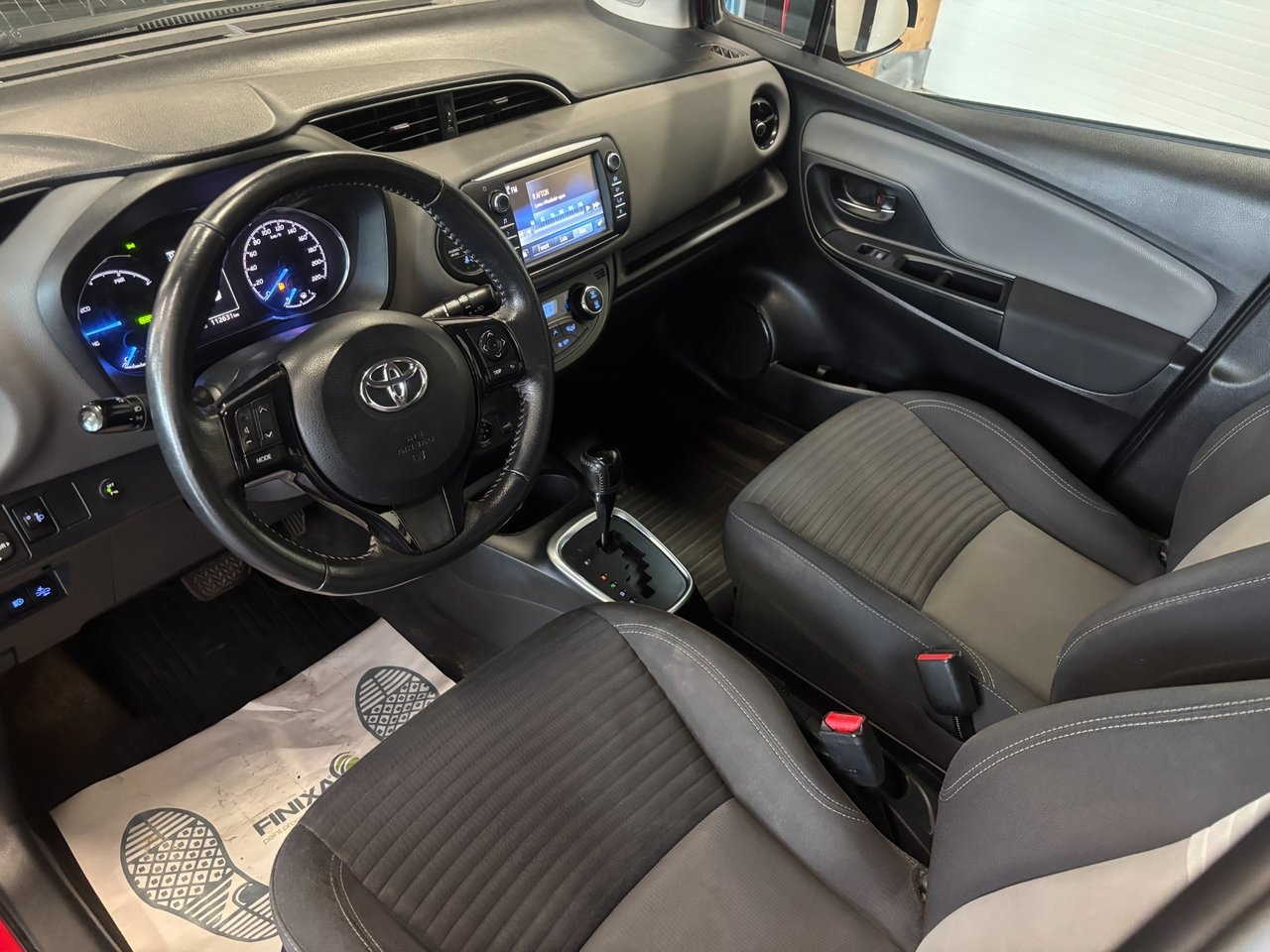 Toyota Yaris 1.5 Hybrid Active 2018, photo 4/10