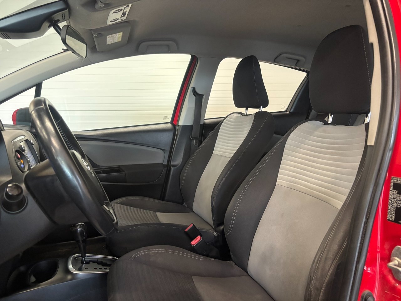 Toyota Yaris 1.5 Hybrid Active 2018, photo 5/10