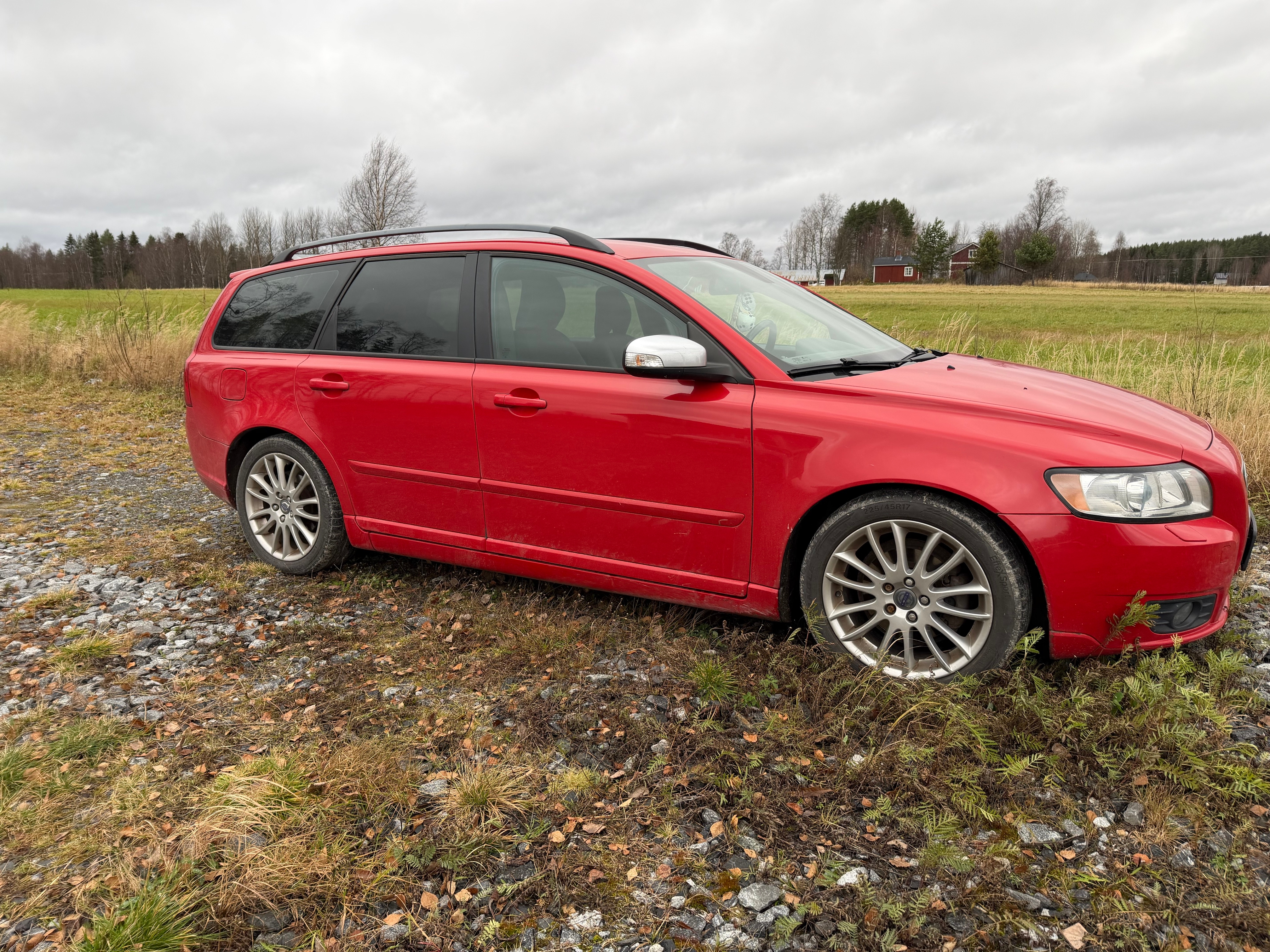 Volvo V50 1.8 2009, kuva 2/3
