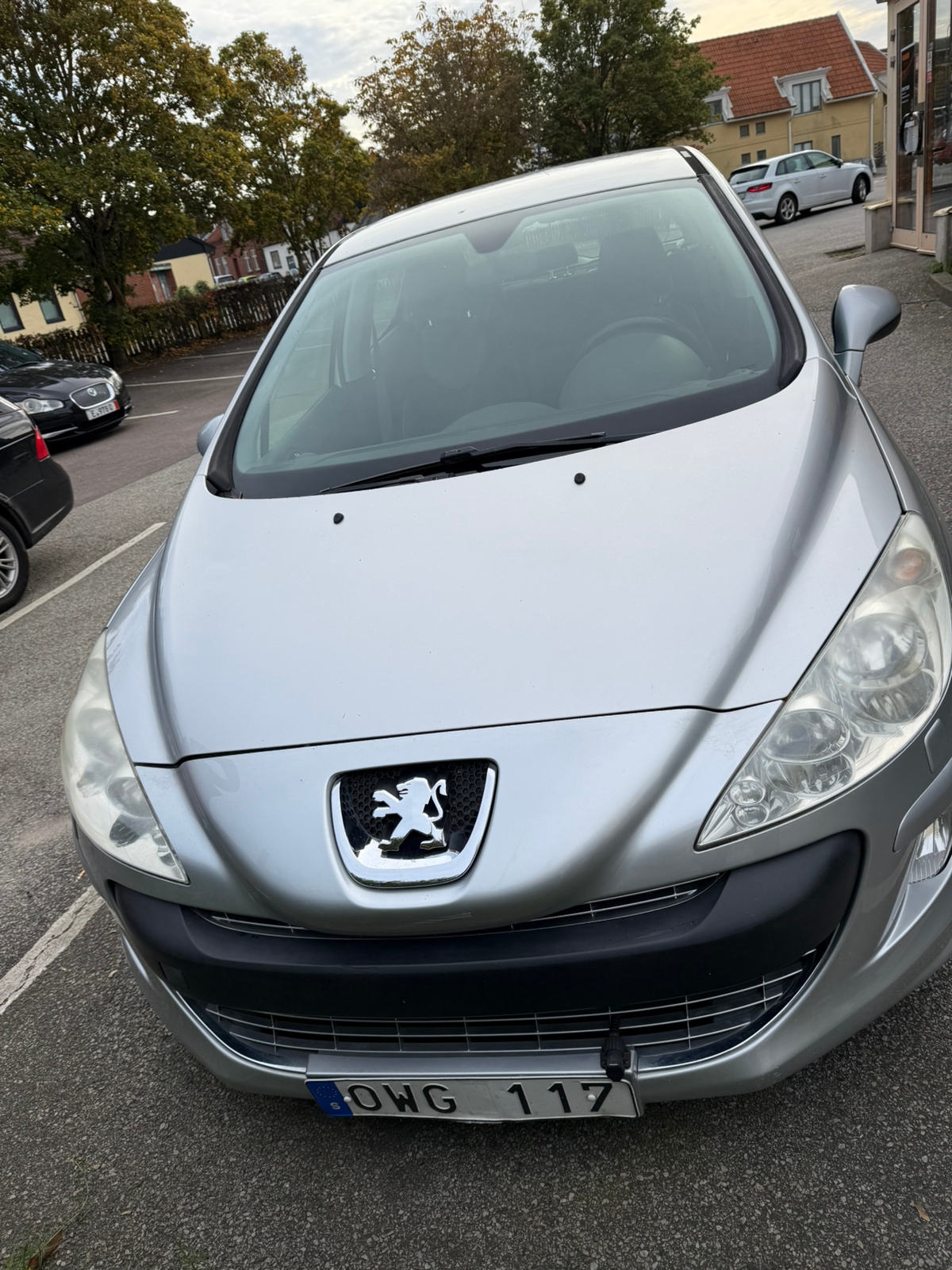 Peugeot 308 HDi FAP 110 2010, bild 2/5
