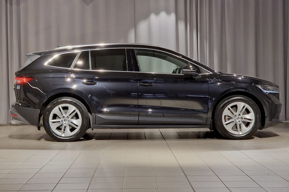 Skoda Enyaq 80x 2023, photo 3/10