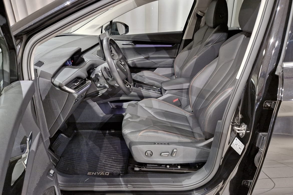 Skoda Enyaq 80x 2023, photo 6/10