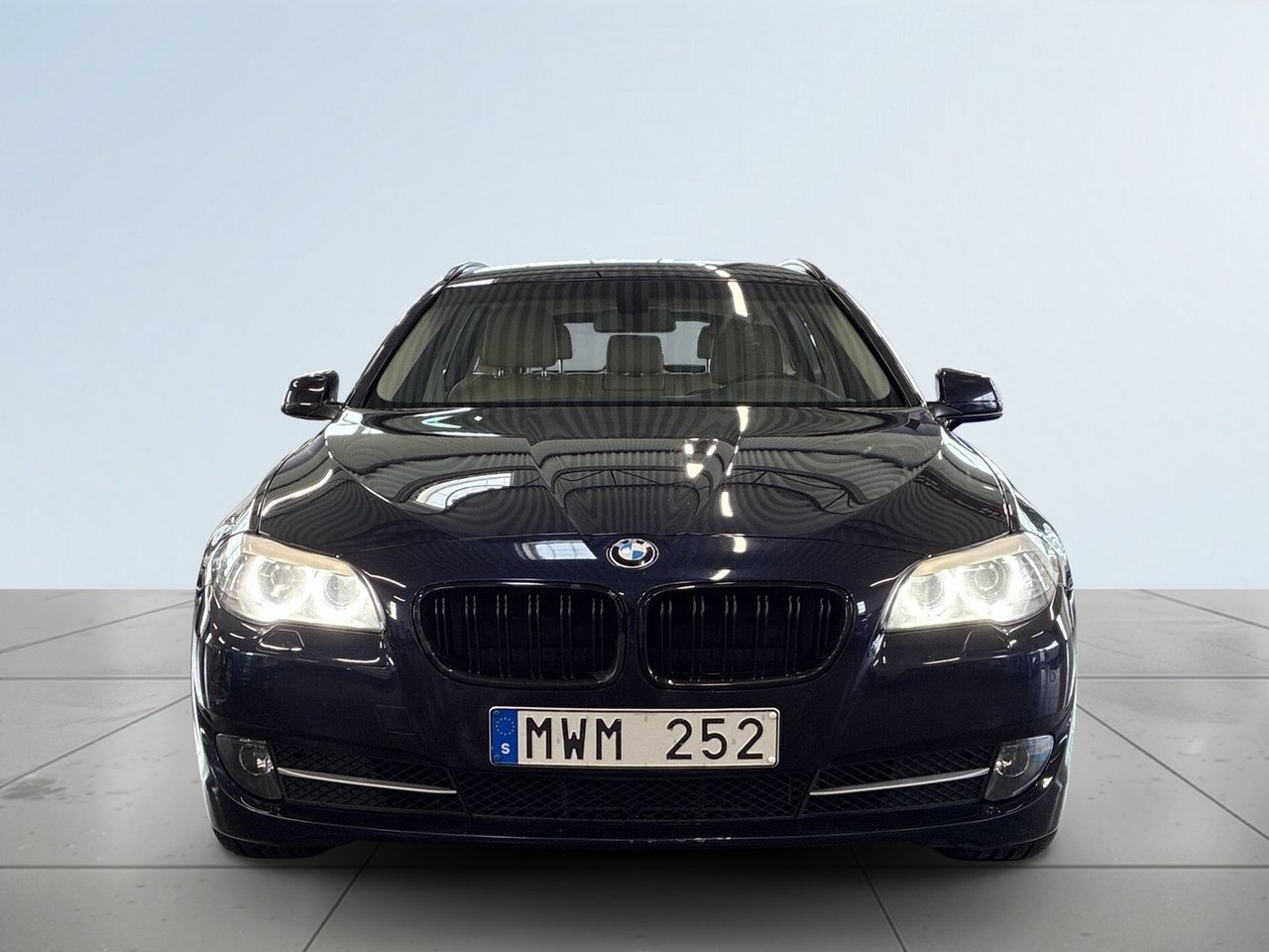 BMW 525d 2013, bild 2/10