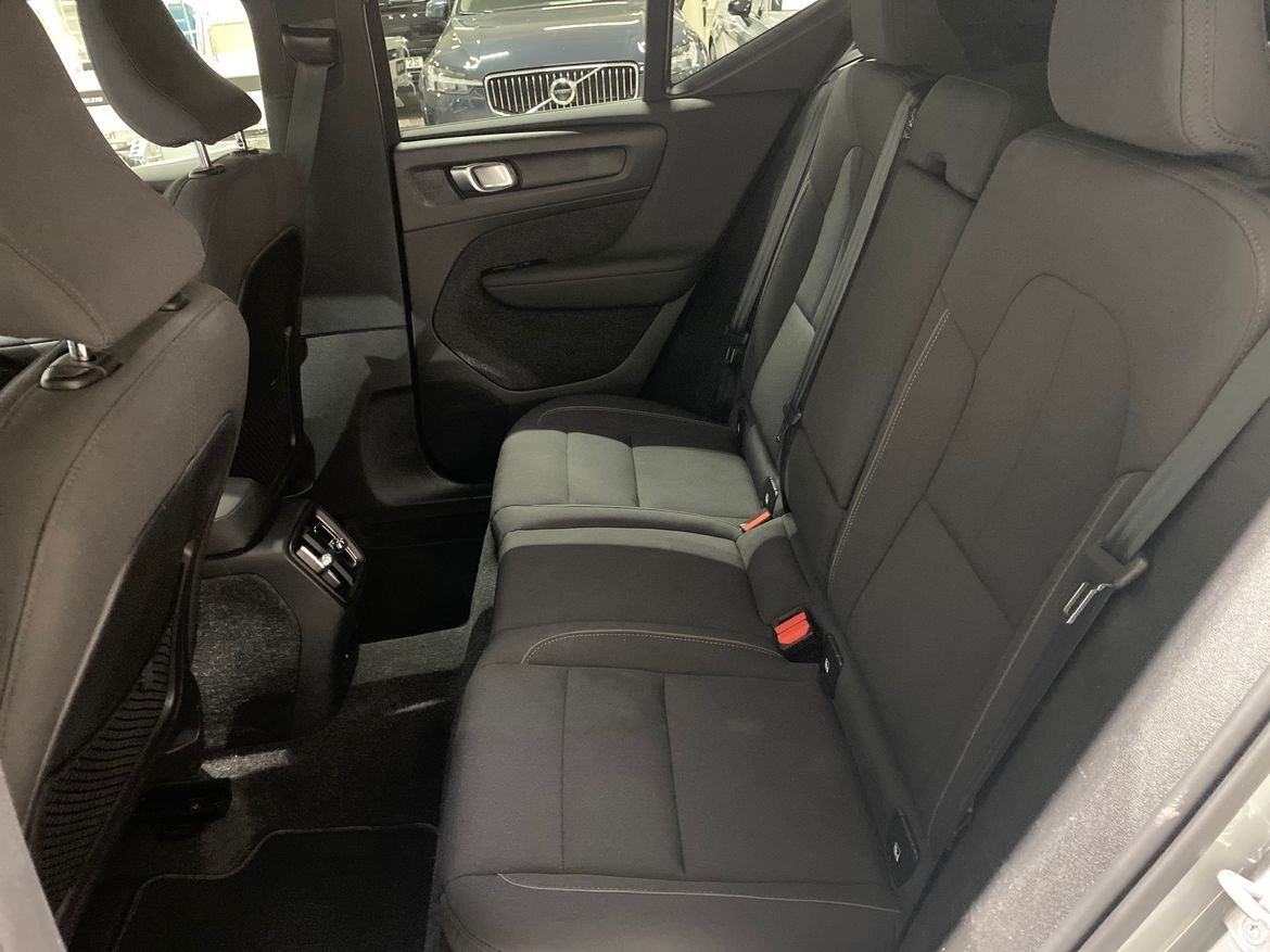 Volvo EX40 Extended Range Core 2025, bild 7/10