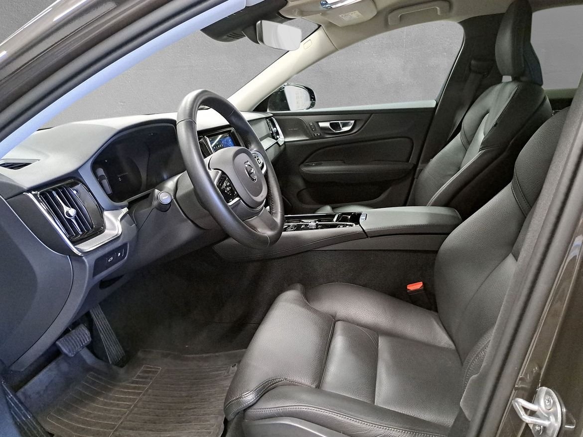 Volvo V60 T6 Plus Dark Nordic 2025, bild 5/10