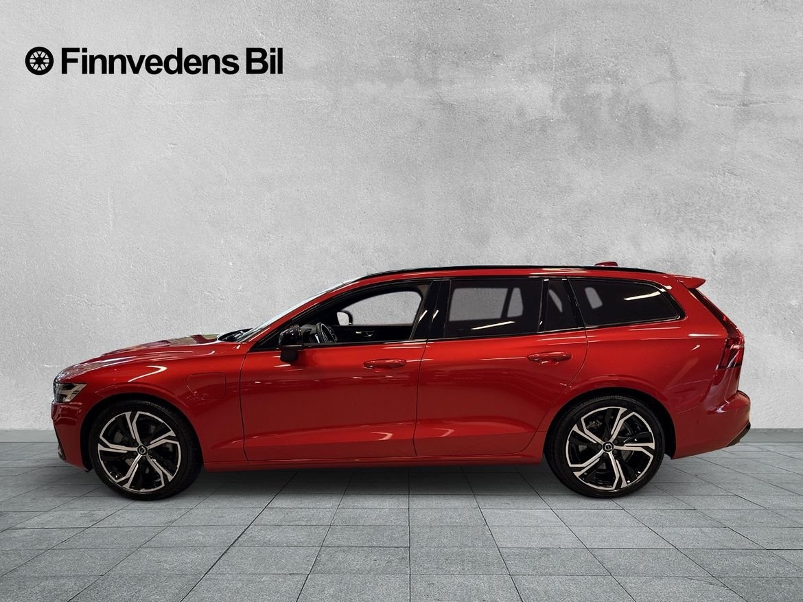 Volvo V60 T6 Plus Dark 2025, bild 2/10