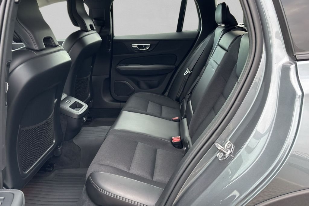 Volvo V60 Cross Country D4 Advanced 2020, bild 6/7