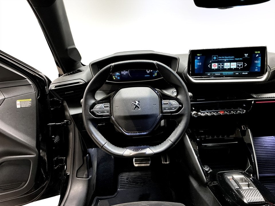 Peugeot e-208 136 GT Pack 2023, kuva 7/10
