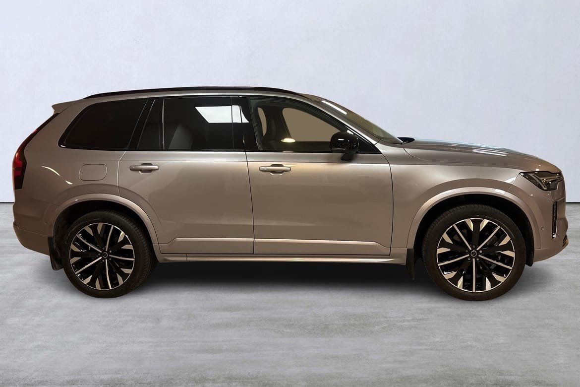 Volvo XC90 T8 Ultra Dark 2026, bild 3/10