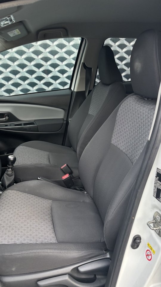 Toyota Yaris 1.33 Active 2015, bild 5/10