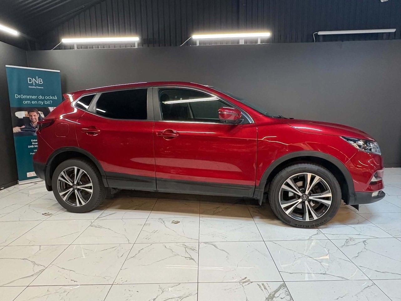 Nissan Qashqai 1.3 DIG-T N-CONNECTA 2020, bild 2/10