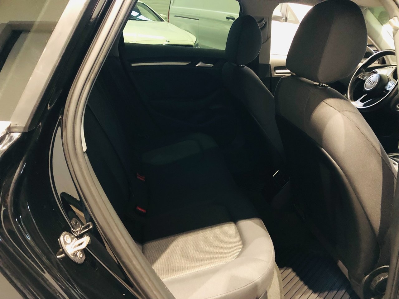 Audi A3 Proline 2019, bild 6/9