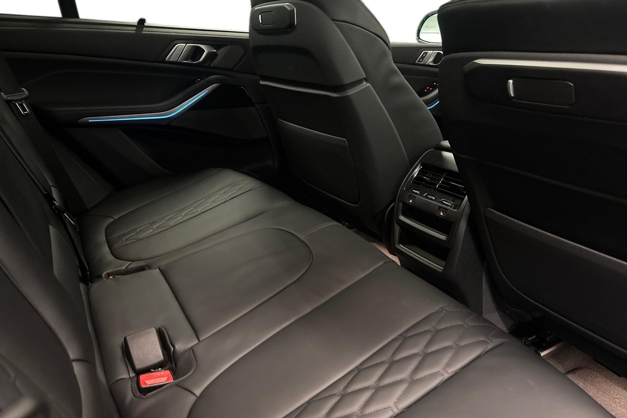 BMW X5 50e M Sport 2025, bild 7/10
