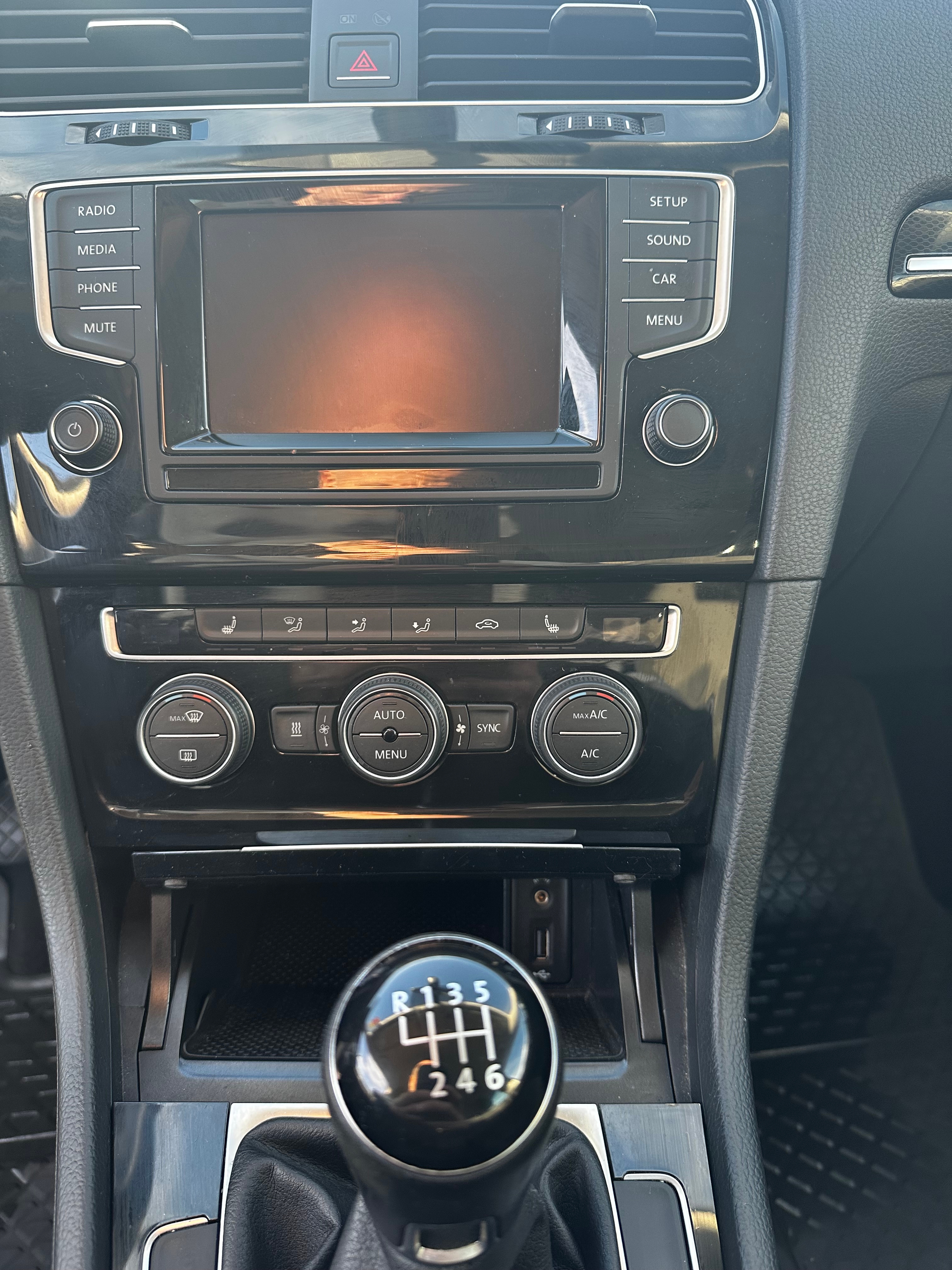 Volkswagen Golf 2.0 TDI 2015, bild 7/10