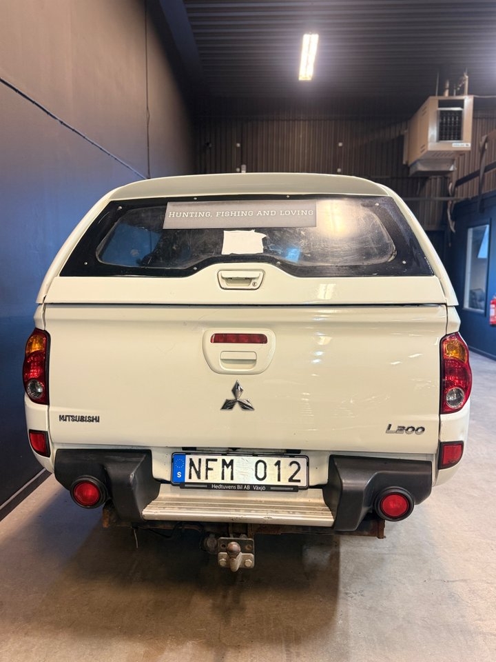 Mitsubishi L200 2013, bild 5/10