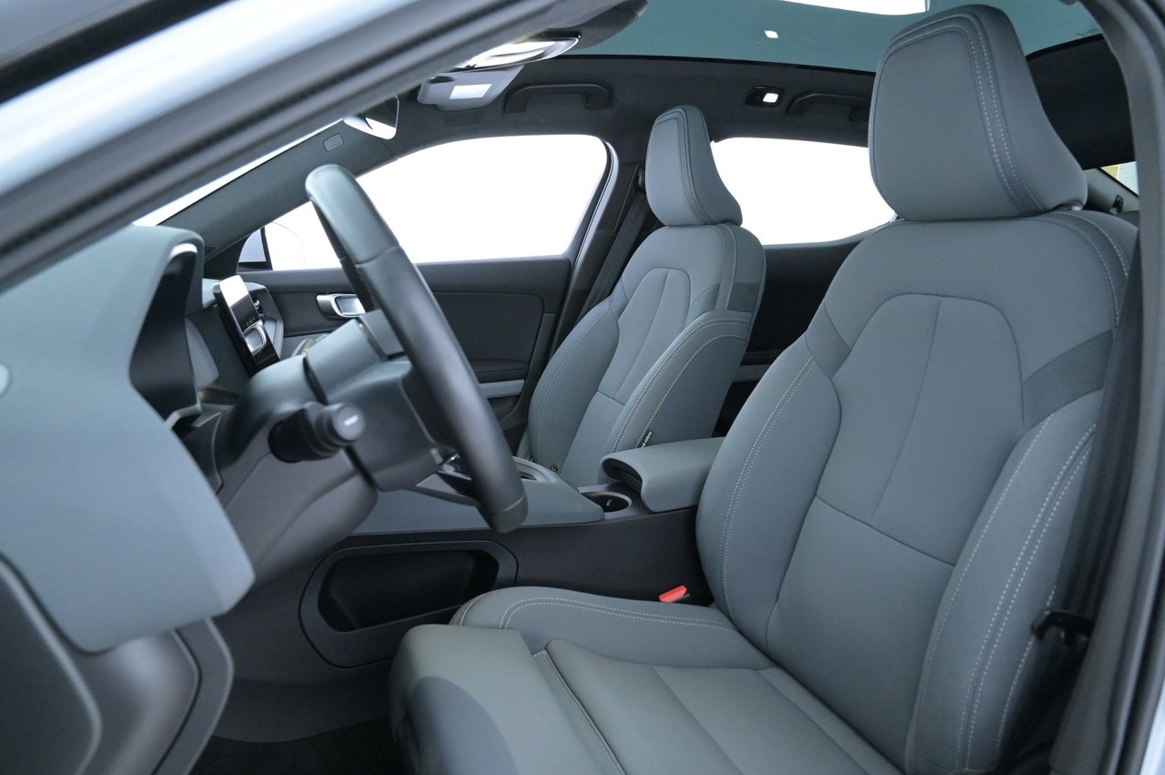 Polestar 2 Long Range 82 kWh 2024, photo 9/10