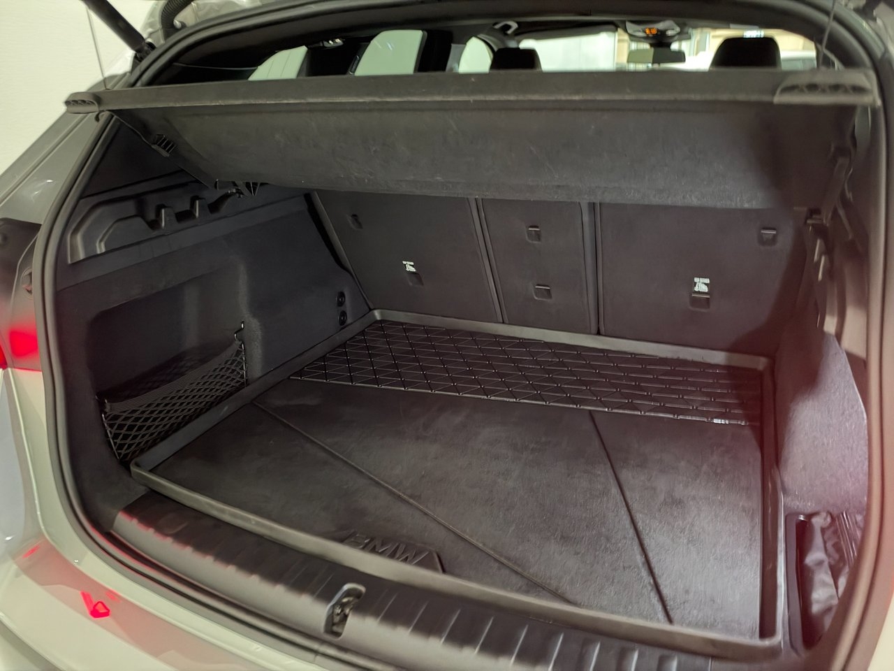 BMW iX1 M Sport 2024, bild 6/10