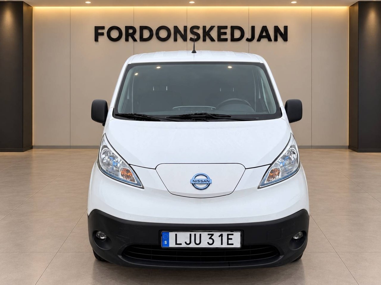 Nissan e-NV200 40 kWh 2021, bild 2/10