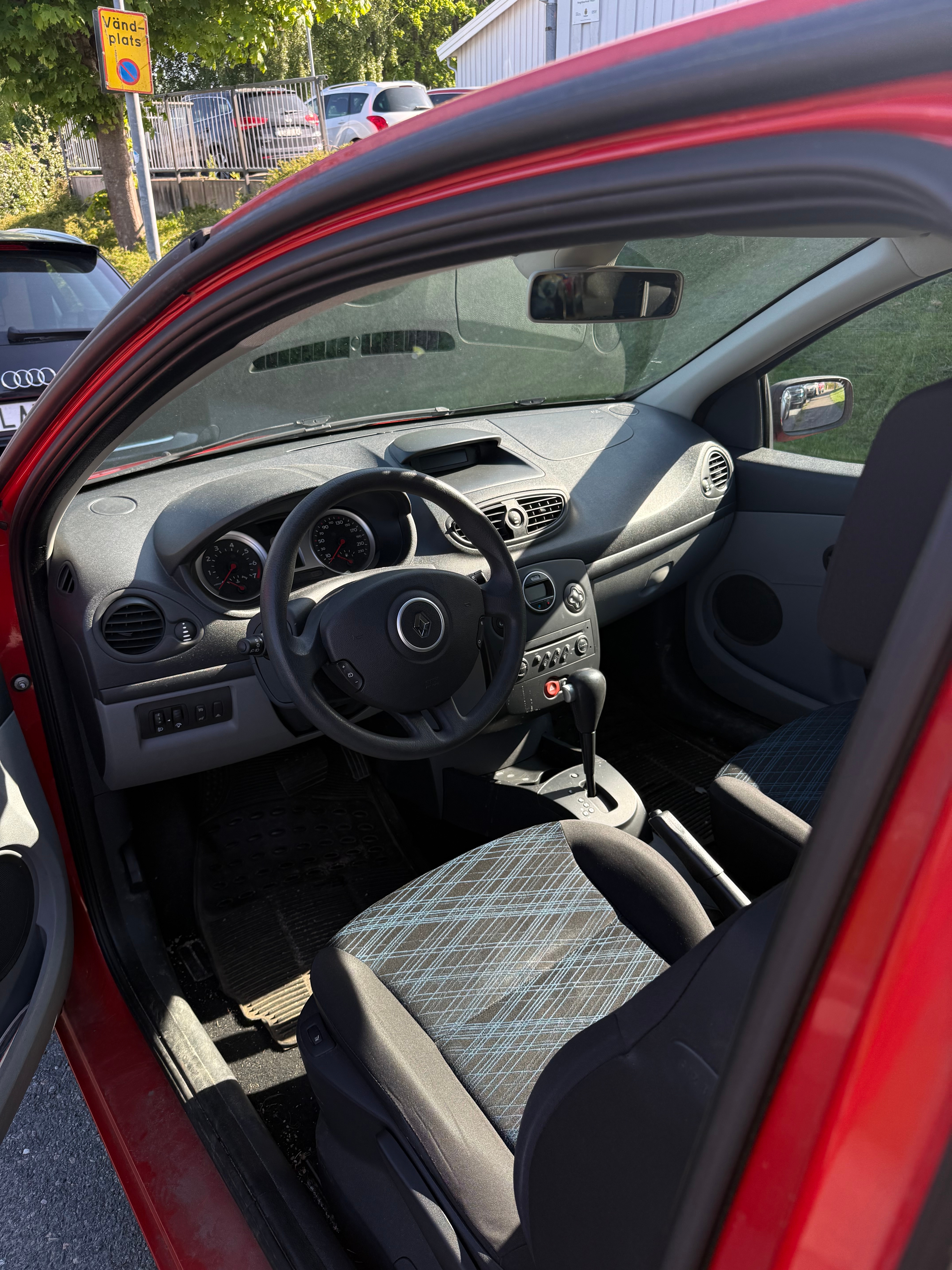 Renault Clio 1.6 16V 2006, bild 5/7