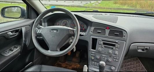 Volvo S60 2.4 2002, kuva 5/6