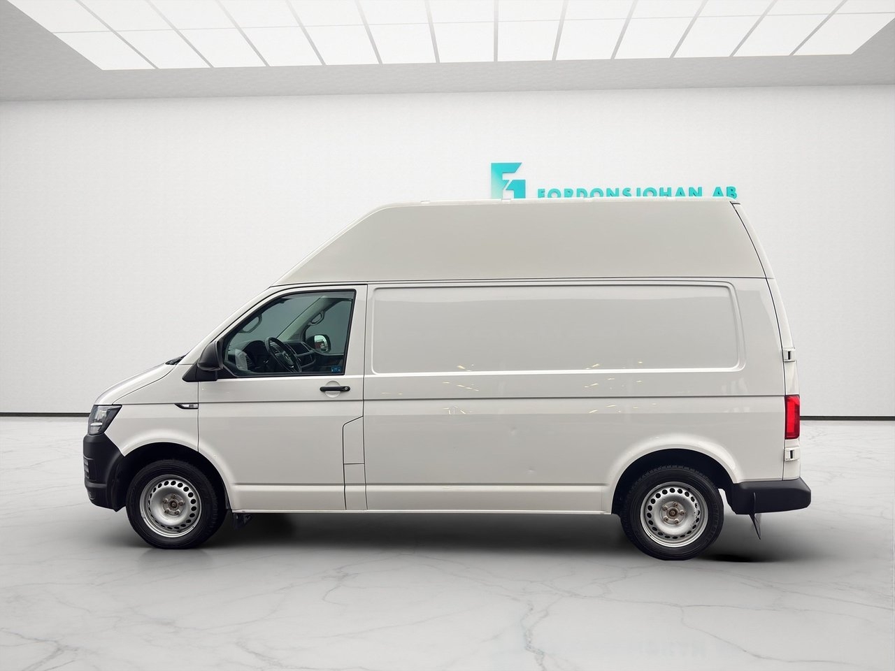 Volkswagen Transporter 2.0 TDI 2017, bild 2/10