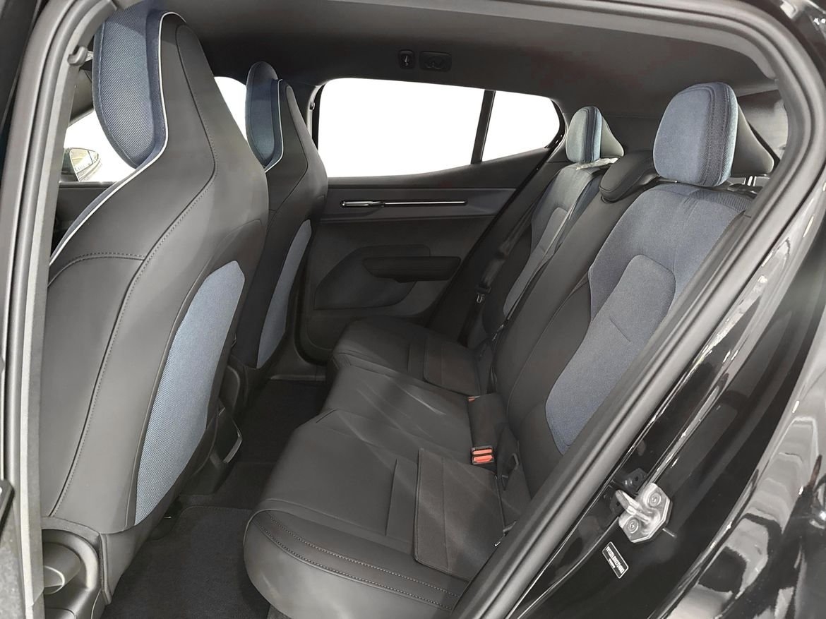 Volvo EX30 P5 Plus 2027, bild 7/10