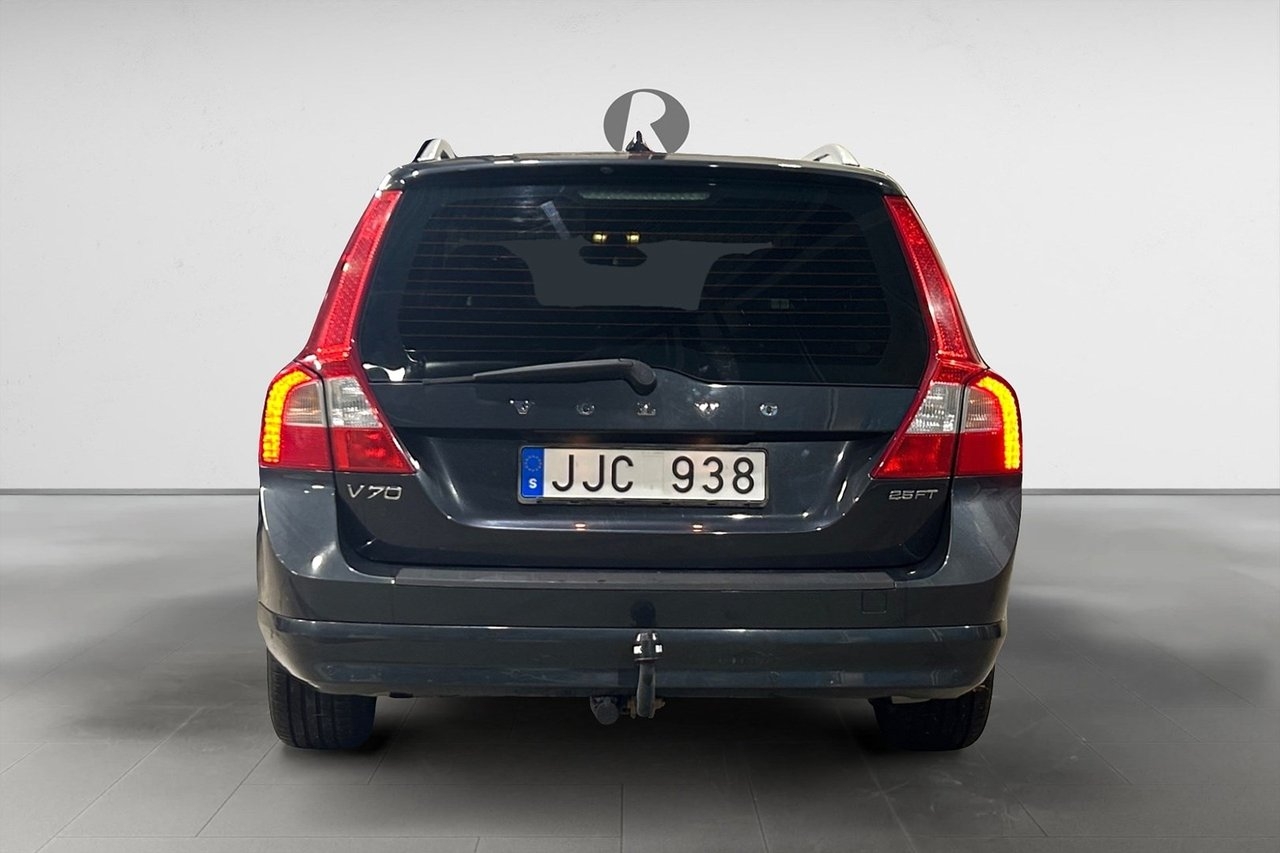 Volvo V70 2.5FT 2010, photo 6/10