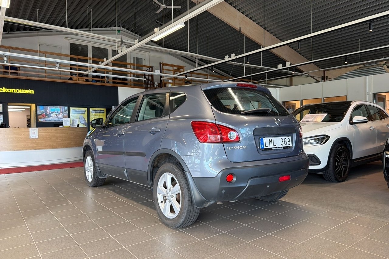Nissan Qashqai 2.0 2009, bild 3/10