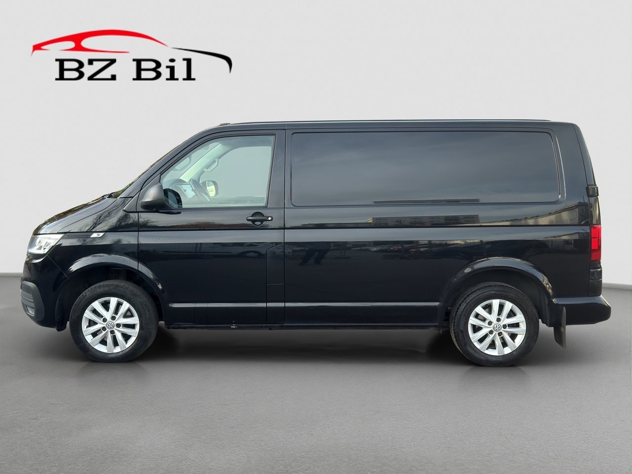 Volkswagen Transporter 2.0 TDI 2022, bild 2/10