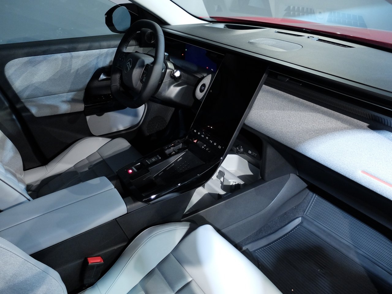Citroen C5 Aircross Plug-In-Hybrid 195 2026, bild 7/10