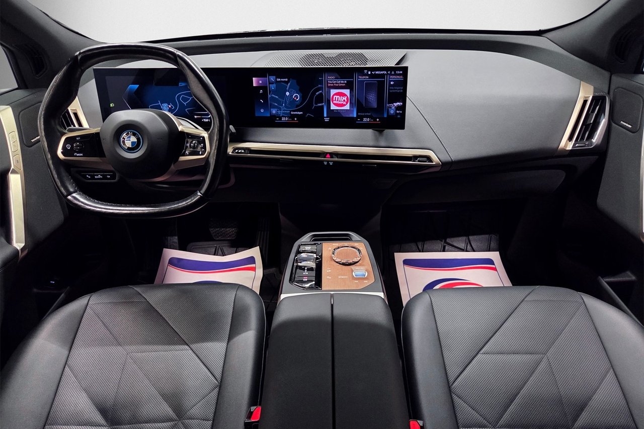 BMW iX 50 2023, bild 7/10