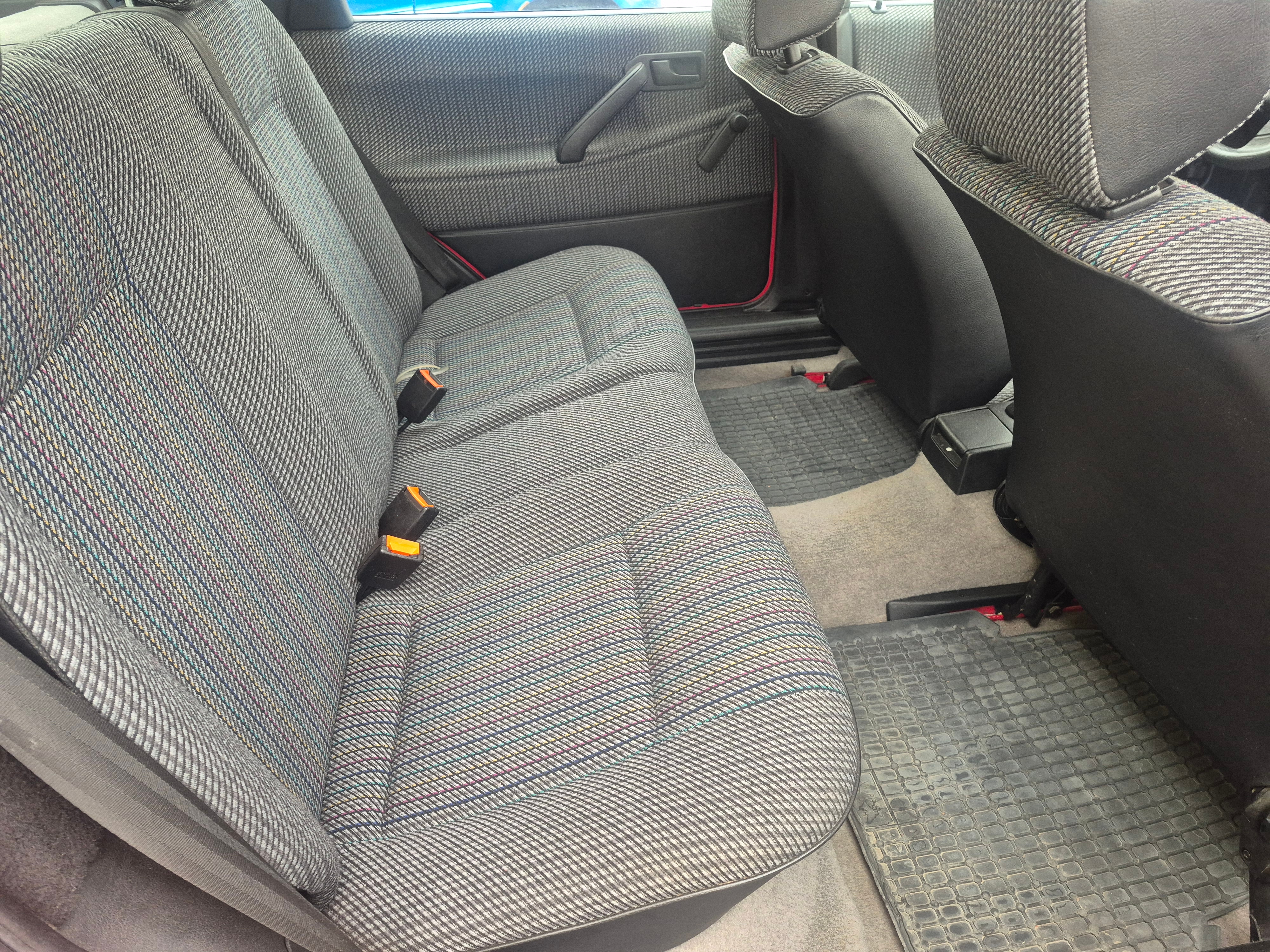 Volkswagen Passat 1.8 1992, bild 5/6