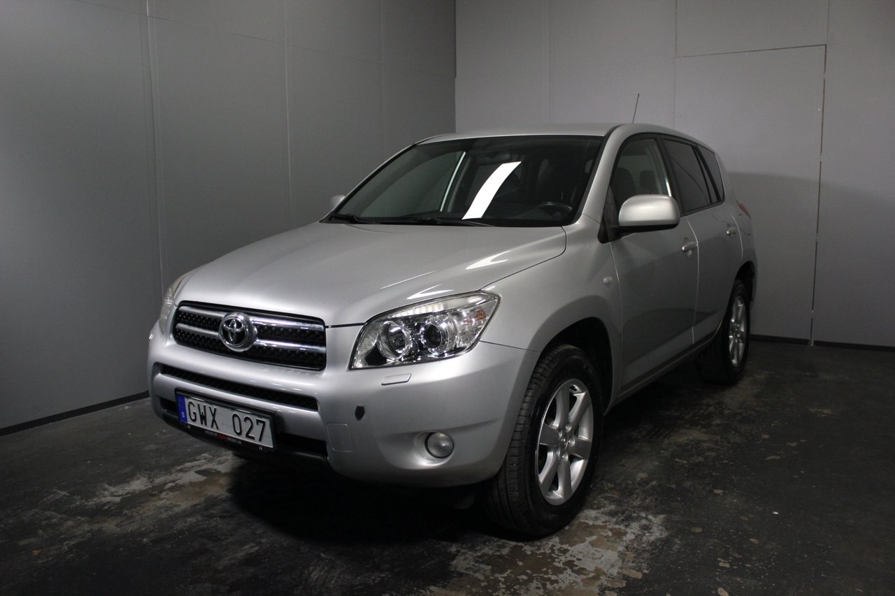 Toyota RAV4 2.0 2008, photo 2/10
