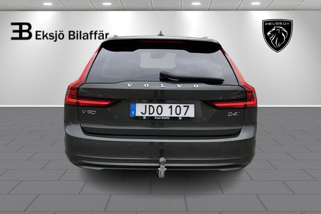 Volvo V90 D4 Momentum Advanced Edition 2021, bild 6/10