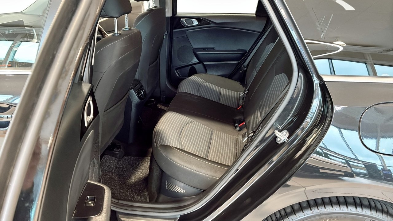 Kia Ceed 1.6 GDI Action 2024, bild 5/10