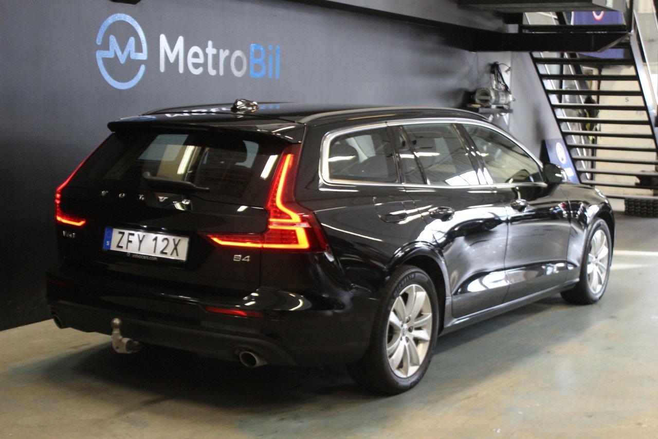 Volvo V60 B4 Diesel 2022, kuva 4/10