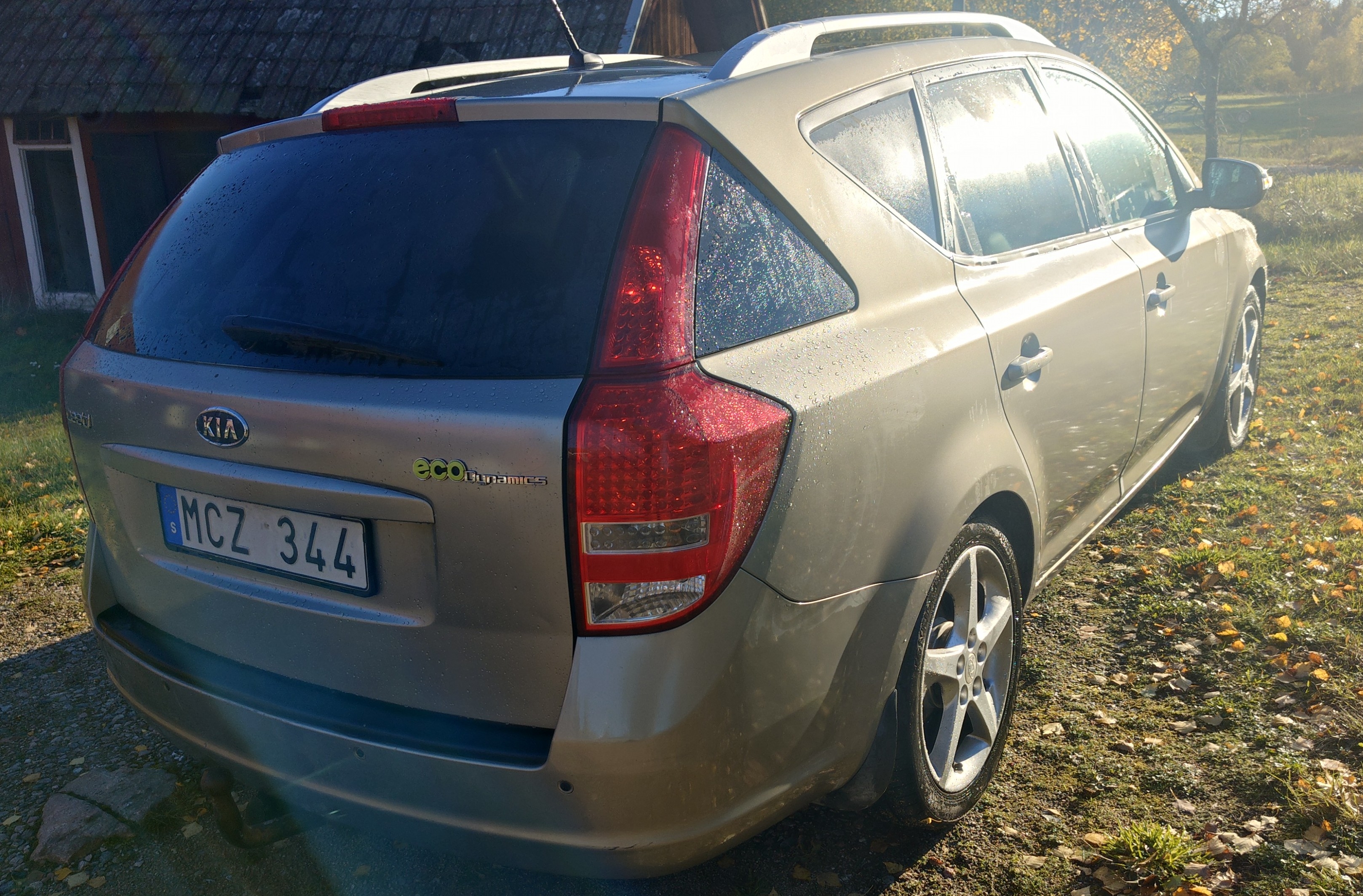 Kia Ceed 1.6 CRDi 128 2012, bild 4/7