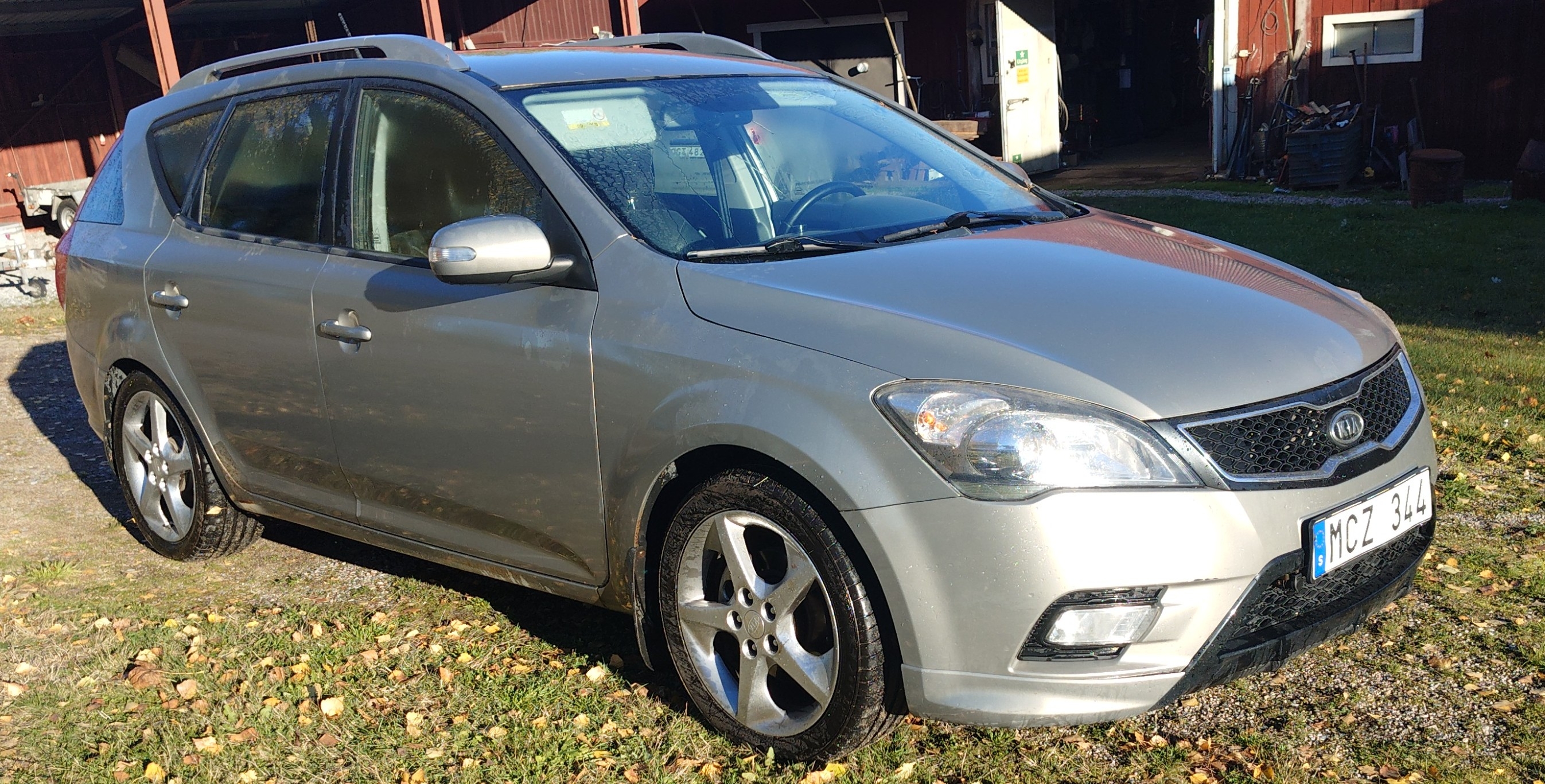 Kia Ceed 1.6 CRDi 128 2012, bild 2/7