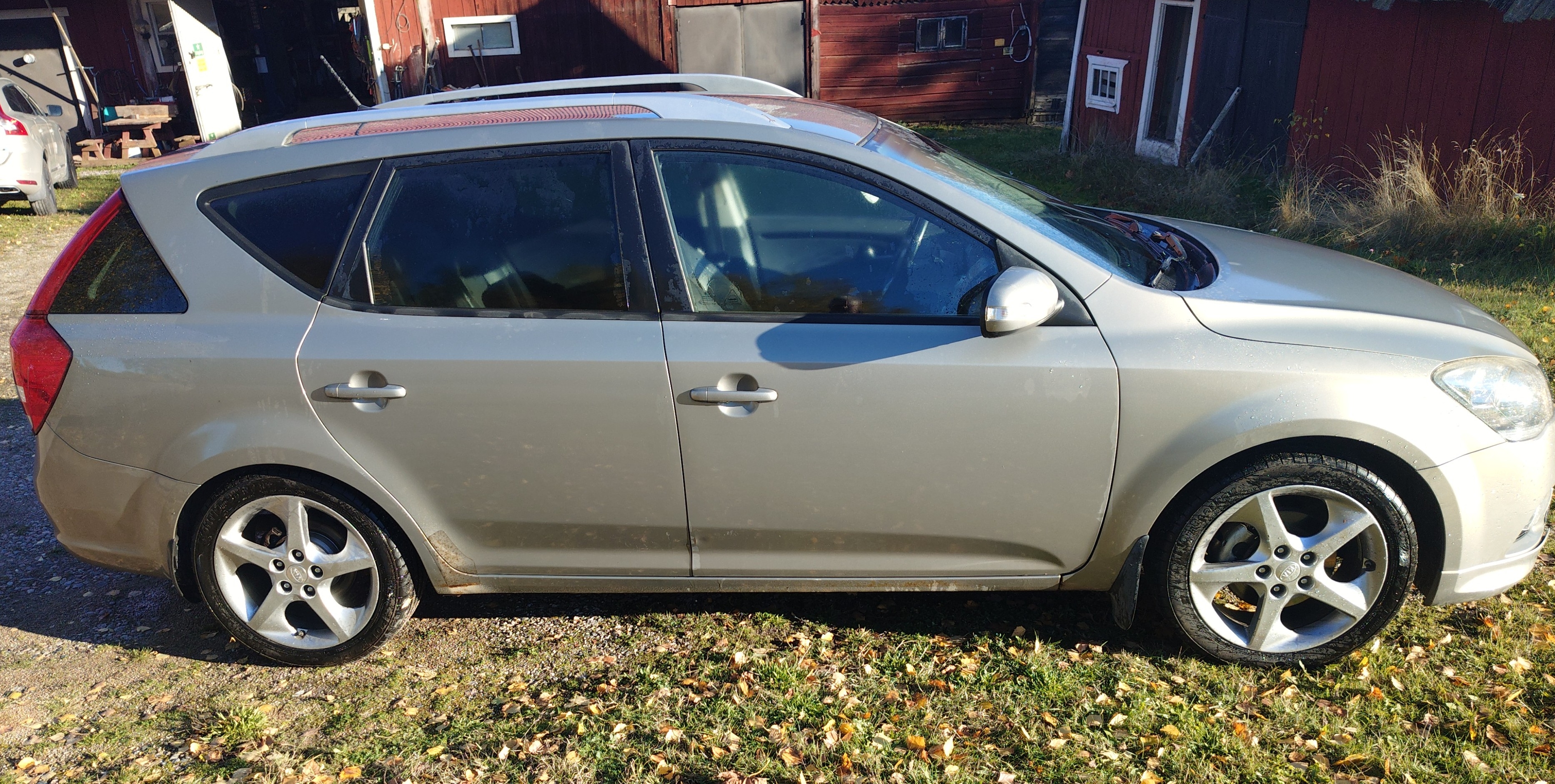 Kia Ceed 1.6 CRDi 128 2012, bild 3/7