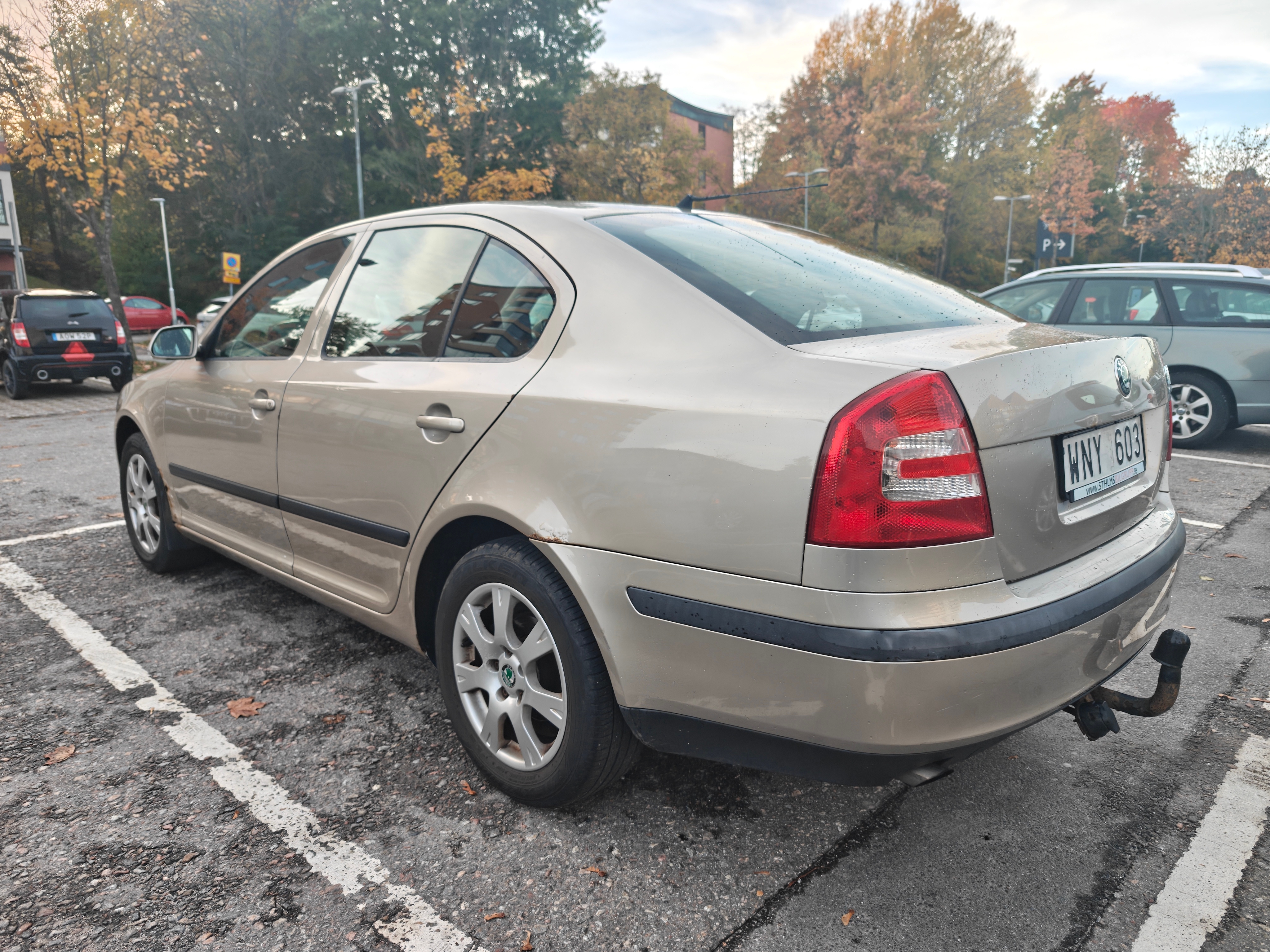 Skoda Octavia 1.6 FSI 2005, bild 2/9