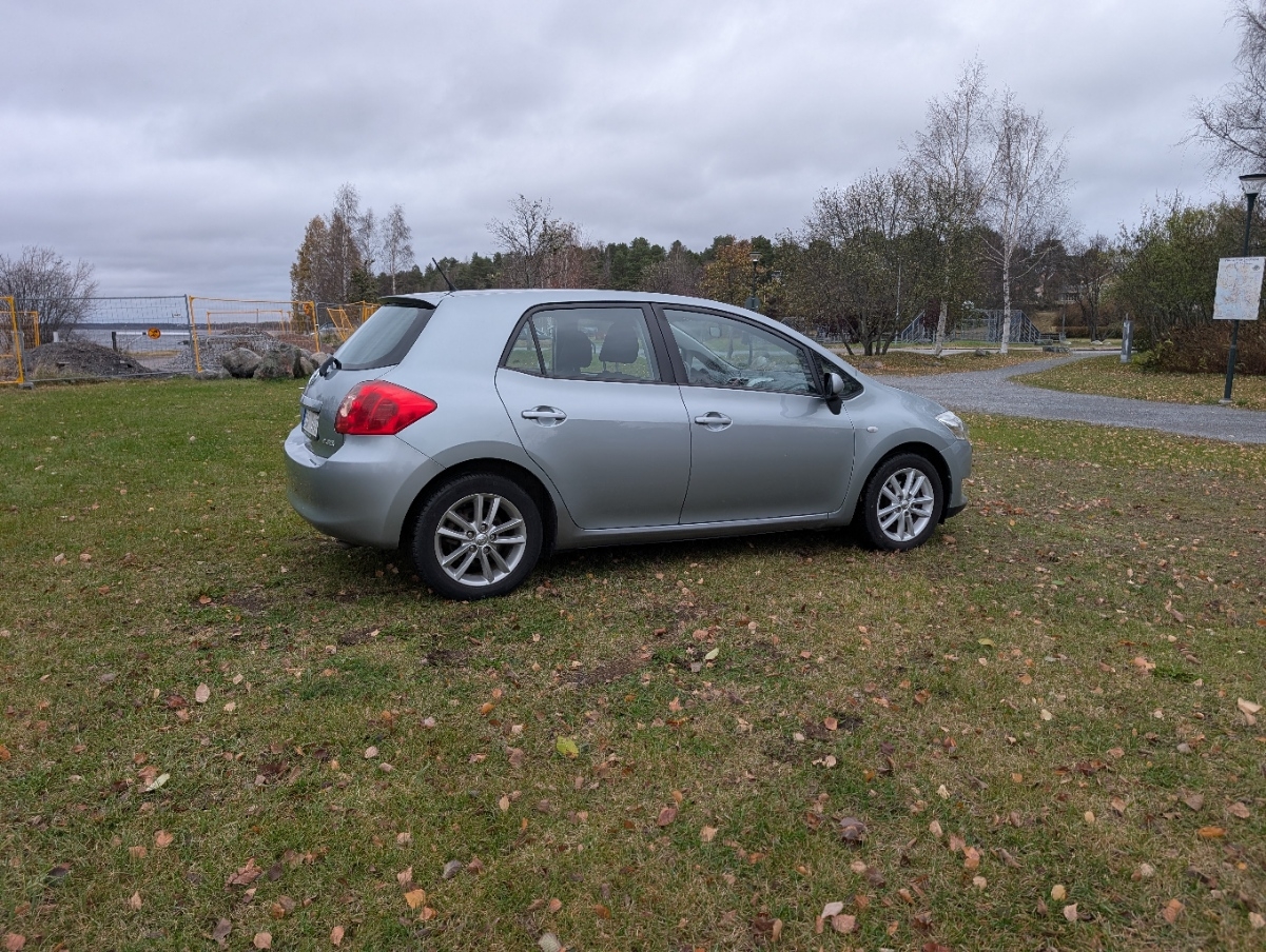Toyota Auris 1.6 2010, bild 6/9