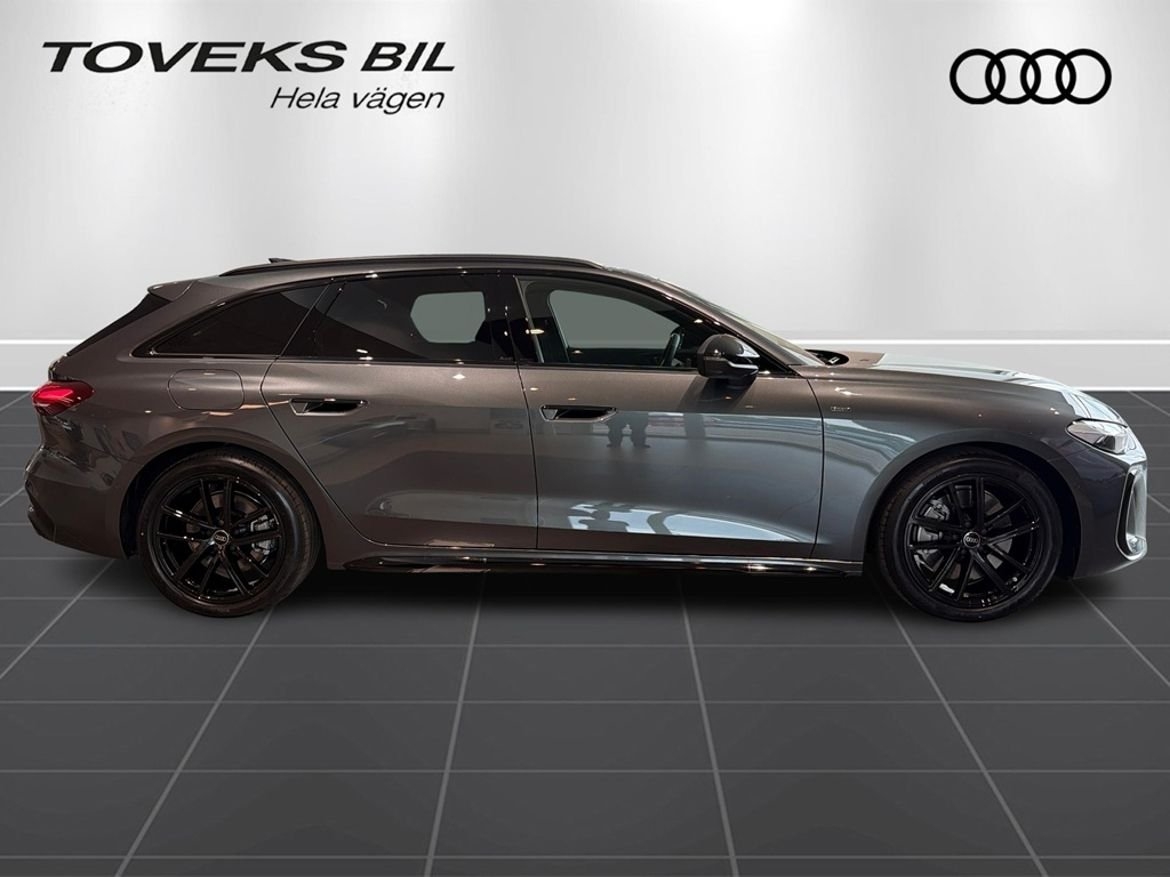 Audi A5 2.0 TFSI e-hybrid S line 2027, bild 2/27