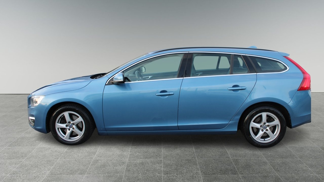 Volvo V60 T5 Momentum Business Edition 2016, bild 3/10