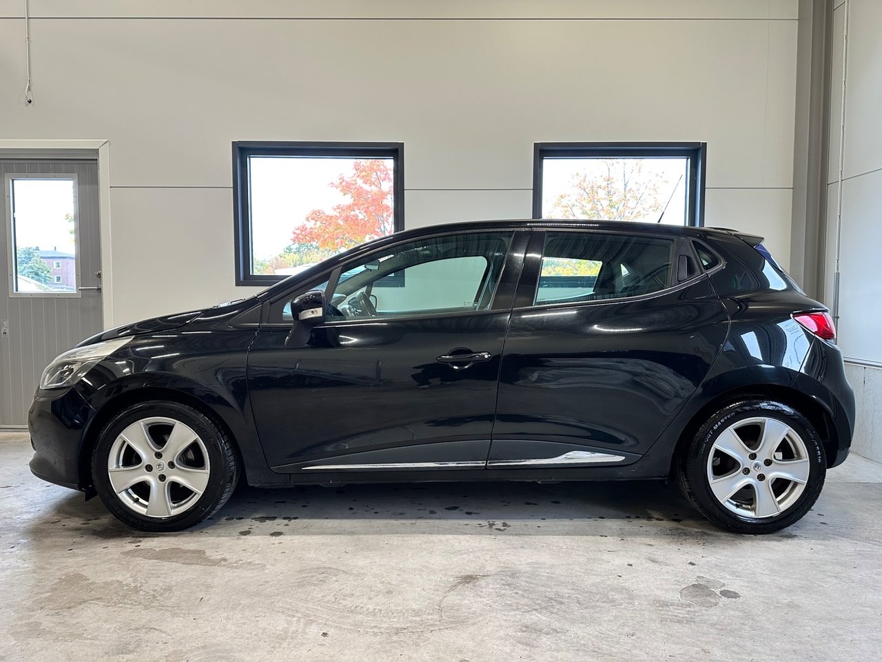 Renault Clio TCe 90 2015, kuva 3/10