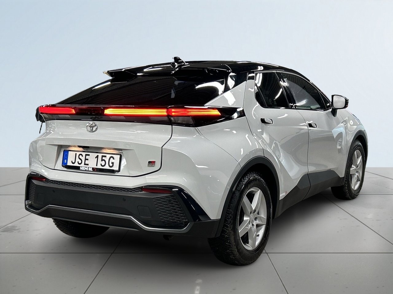 Toyota C-HR 2.0 Hybrid GR Sport 2024, bild 6/21